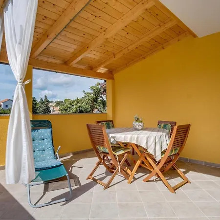 Studio Fur 3 Personen Ca 42 Qm In Veli Losinj, Kvarner Bucht Losinj Veli Lošinj